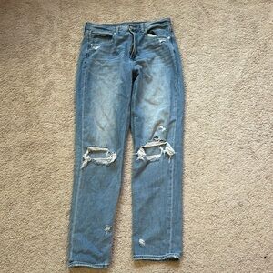 American Eagle Mom Jeans size 8 long